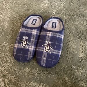 slippers
